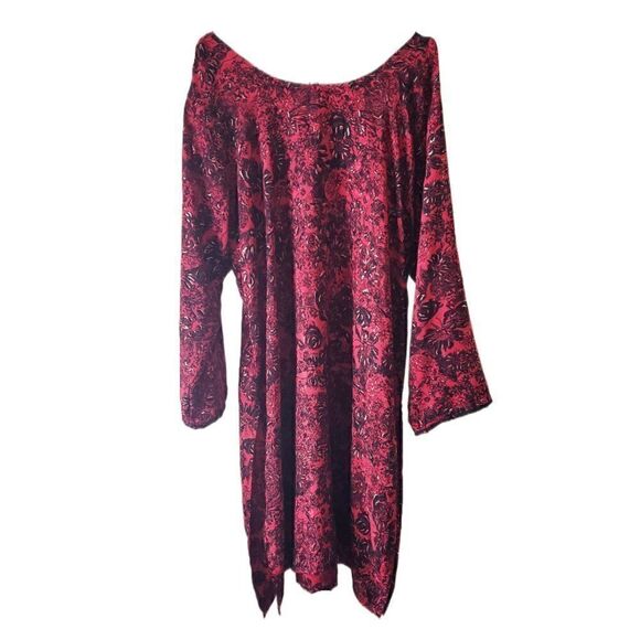 Beautiful Red Floral with Silver Embellishments Women's Kaftan - Picture 3 of 3